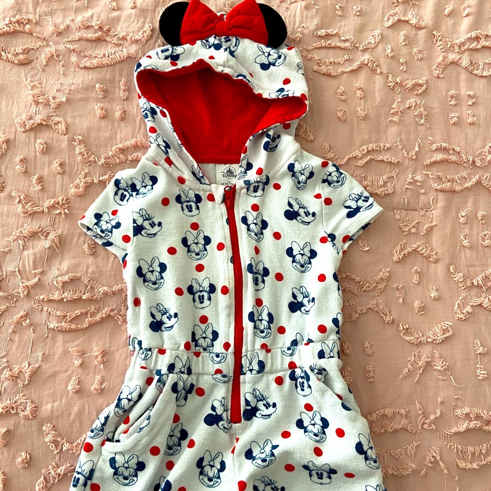 Disney Minnie Mouse coverup “used gently”